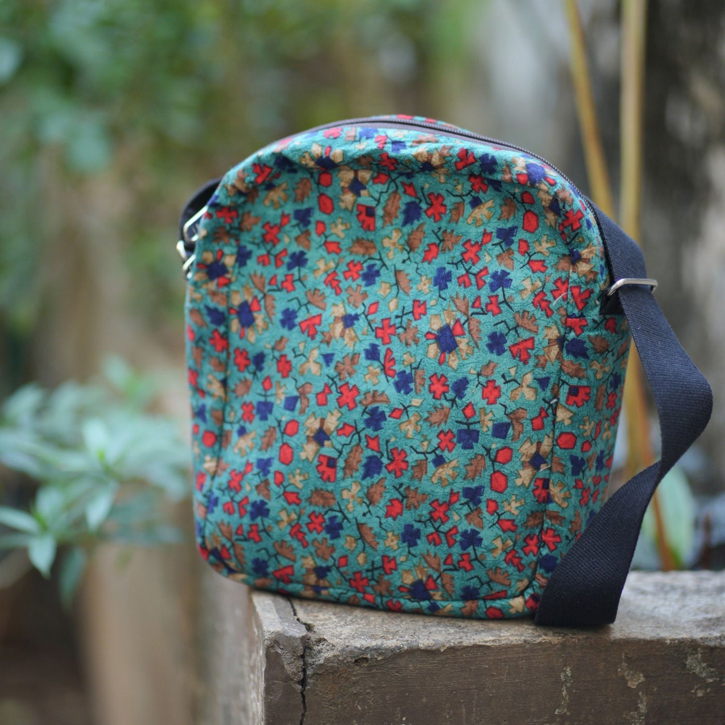 PRINTED COTTON SLINBAG - UNISEX