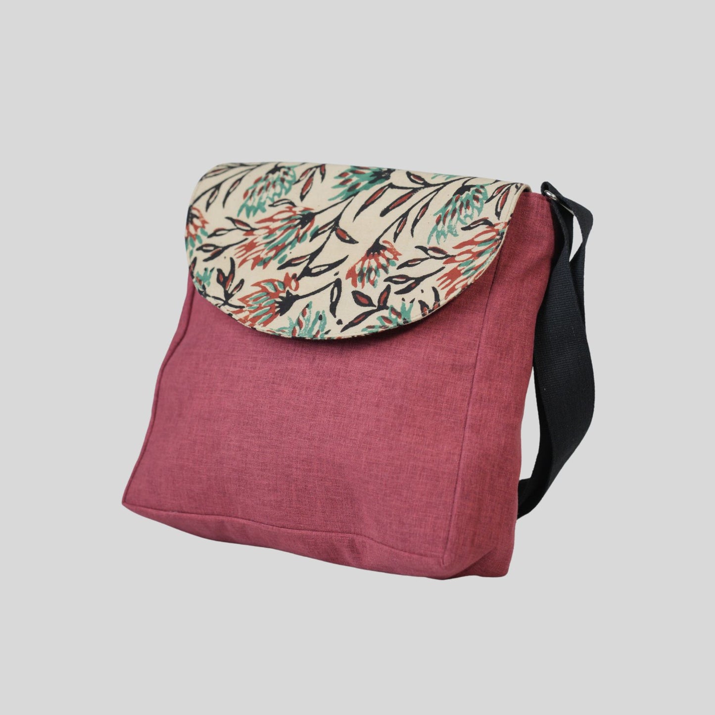 HAND BAG